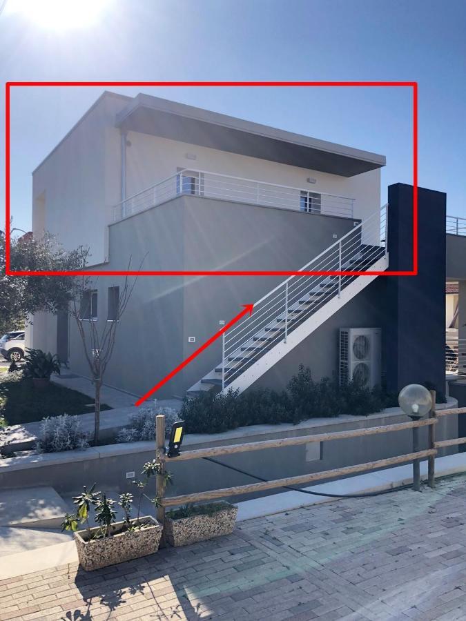 Casa Ginevra A Cecina By Zoom In Earth Apartment Екстериор снимка
